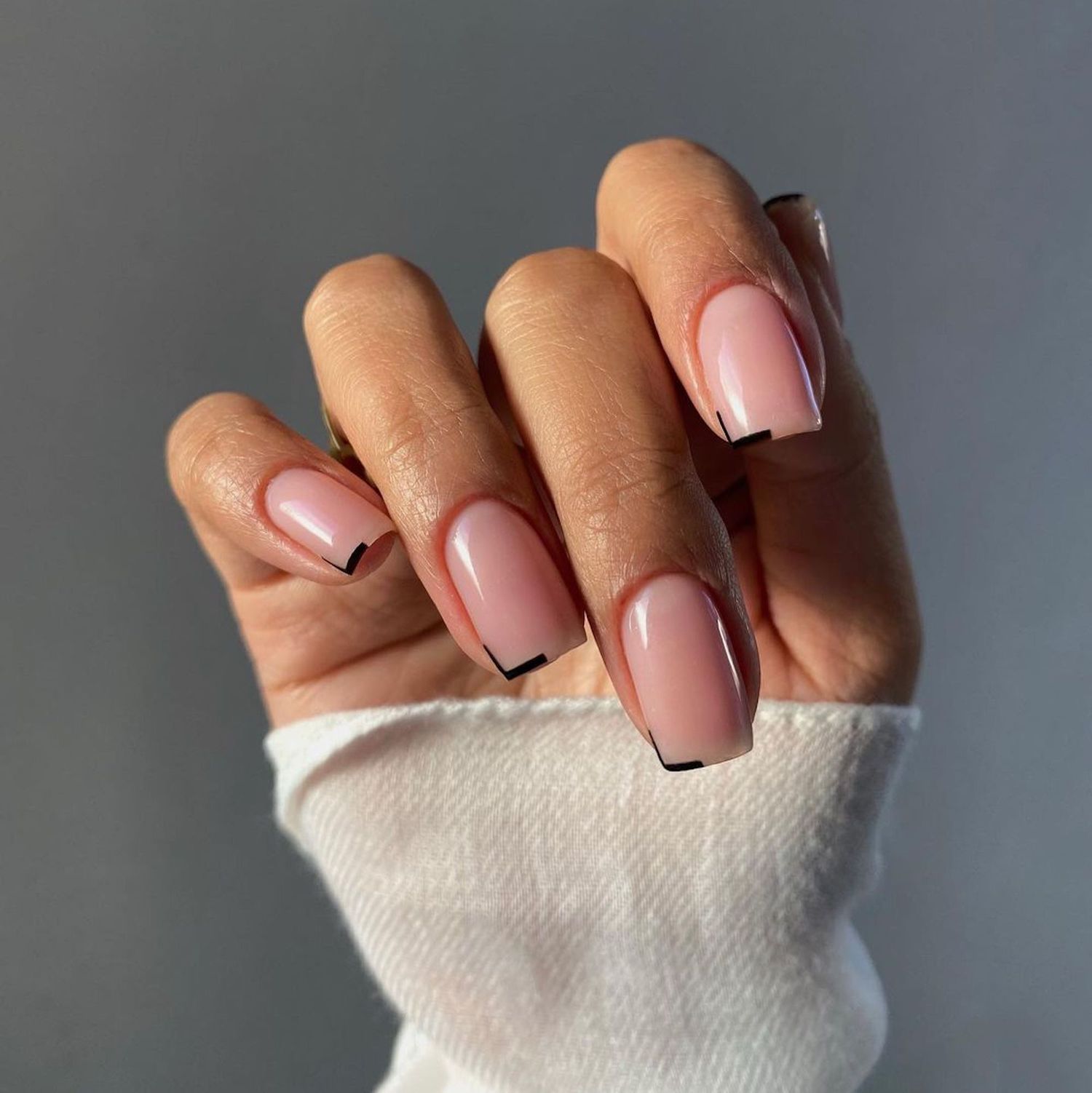 Medium Nails
